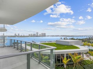 North, Lake Park, FL 33403