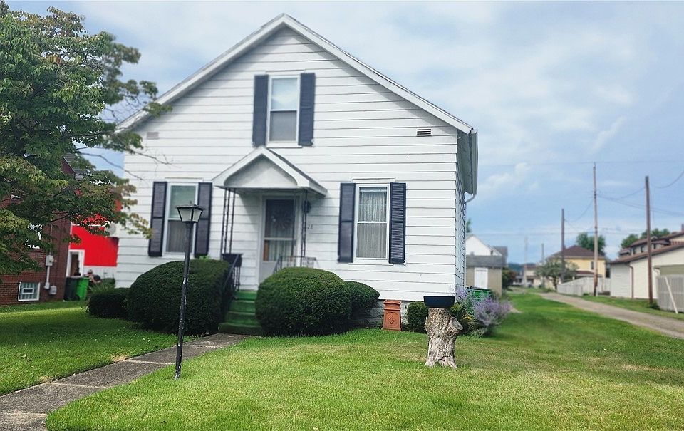 1st image of 828 N Uhrich St