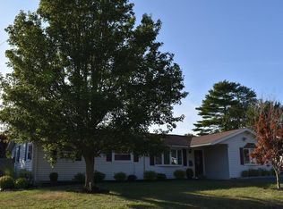 28 Louise Rd, Holbrook, MA 02343