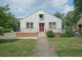 15 S Lenola Rd, Moorestown, NJ 08057