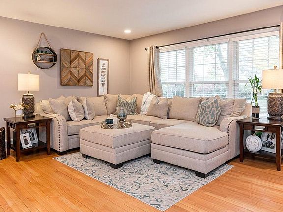 2nd image of 3008 Klonway Dr