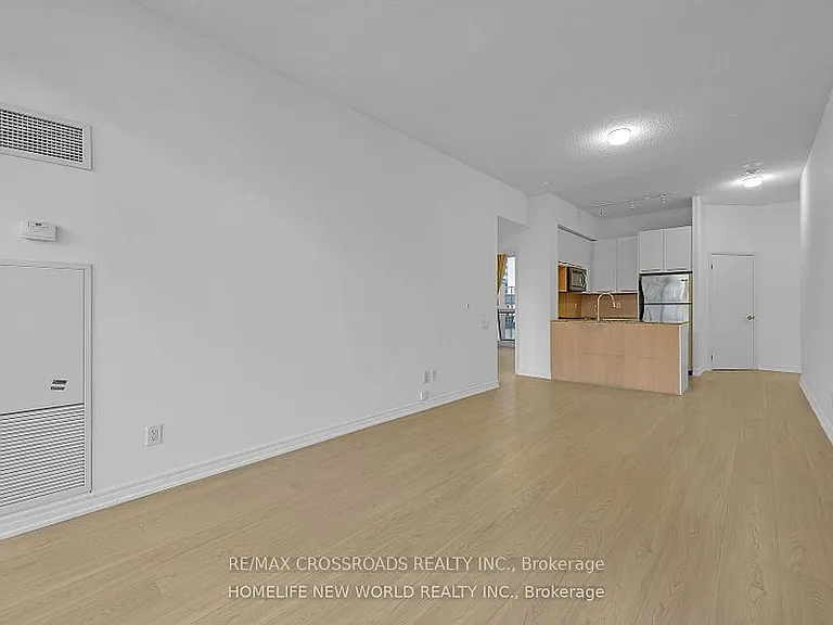 21 Carlton St #1910 — Photo 10