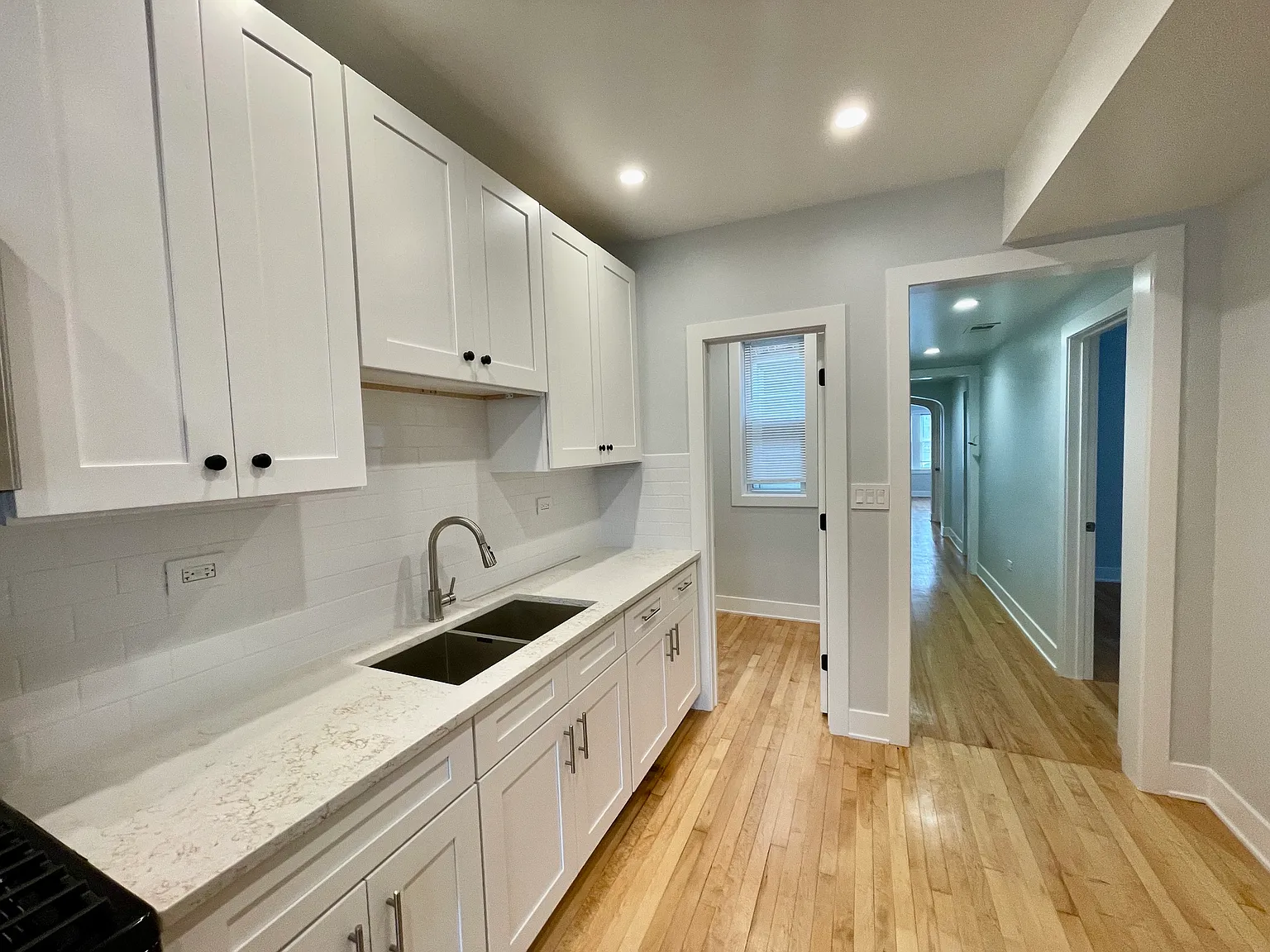3 bed, $1,950 — Photo 3