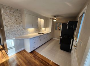 7 Oak St, Wakefield, MA 01880