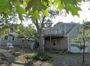 24 E Hill Rd, Wellfleet, MA 02667