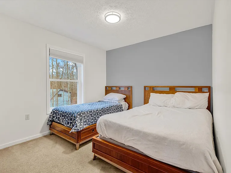 309 Stroud Ct — Photo 21