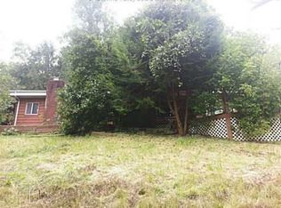 22 Mackinaw Dr, Charleston, WV 25313