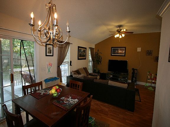 3rd image of 1128 Cambridge Oaks Dr