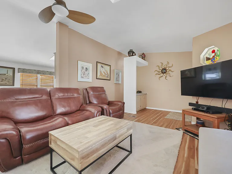 60781 Painted Hills Rd #60781 — Photo 27