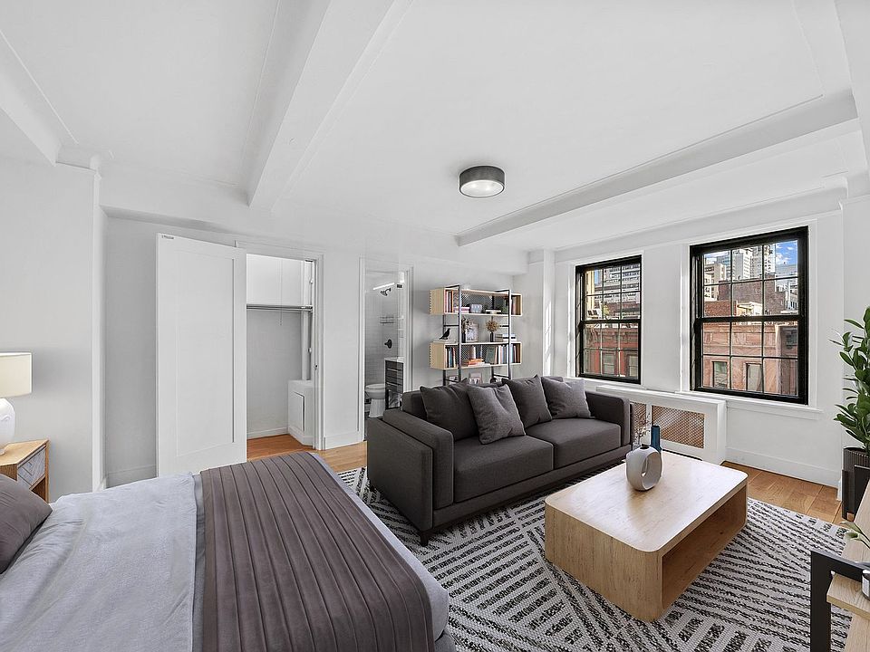 1st image of 25 E 67th St APT 3