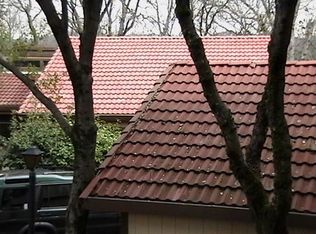 23183 Sunset Ridge Dr, Auburn, CA 95602