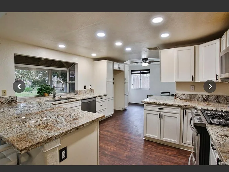25932 Andre Ct — Photo 5