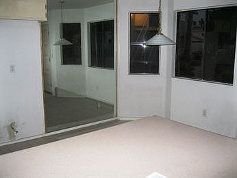 3rd image of 833 Rock Springs Dr APT 102