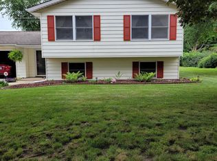 301 Maplecrest Ave, Sturgis, MI 49091