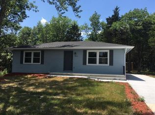 8603 W Trails West Dr, Columbia, MO 65202