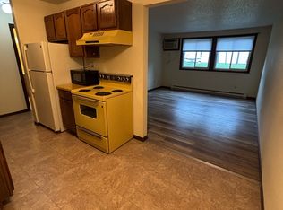 777 Laurel St APT 105, Cloquet, MN 55720