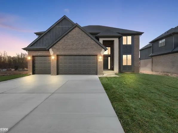 18894 Via Firenze, Macomb, MI 48044