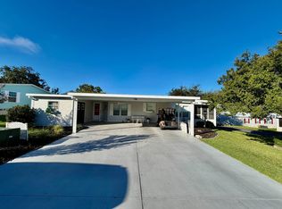 736 Sutton St, Lady Lake, FL 32159