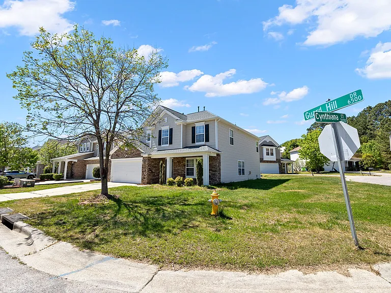 6571 Guard Hill Dr — Photo 4