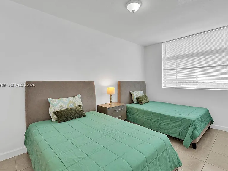 140 S Dixie Hwy #403 — Photo 26