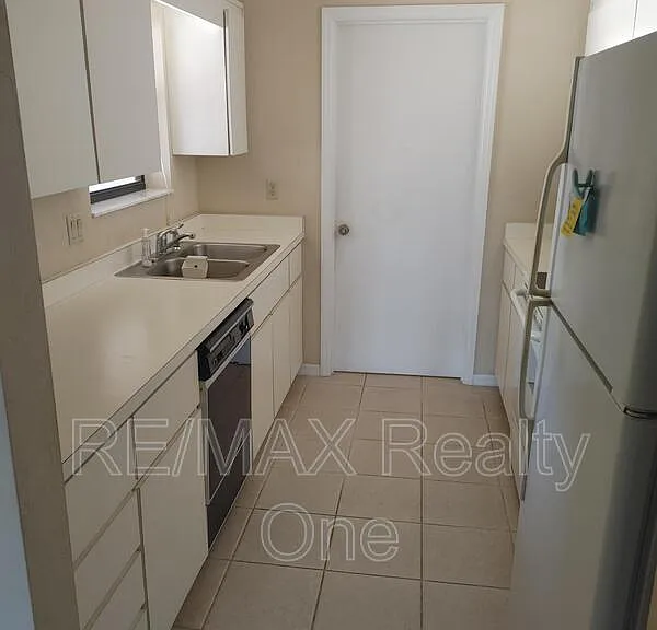 65 E Hartford St #1-6A — Photo 3