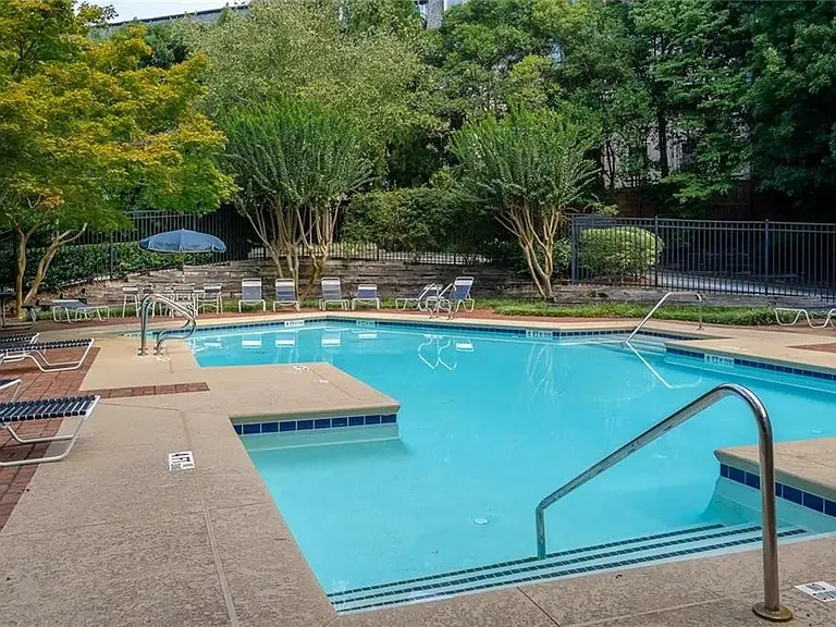 205 Lenox Way NE — Photo 25
