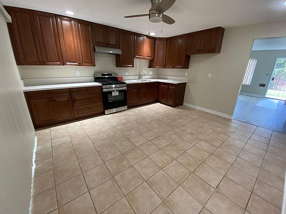 4th image of 5111 Merle St #A
