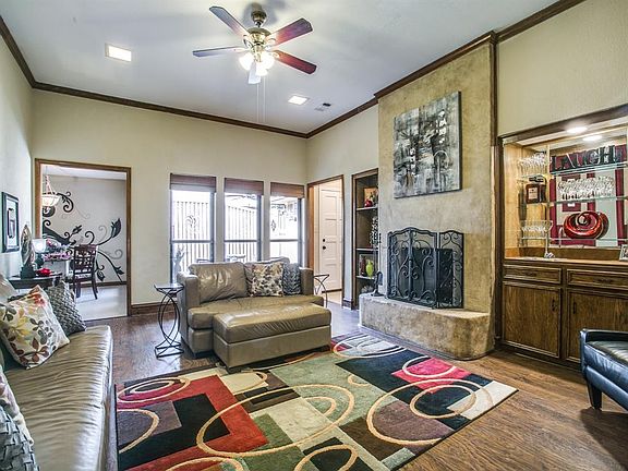 5th image of 2225 Woodcreek #B