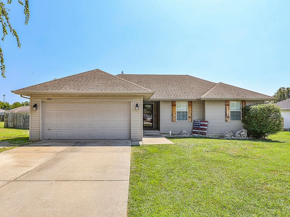 1st image of 102 Sedona Lane