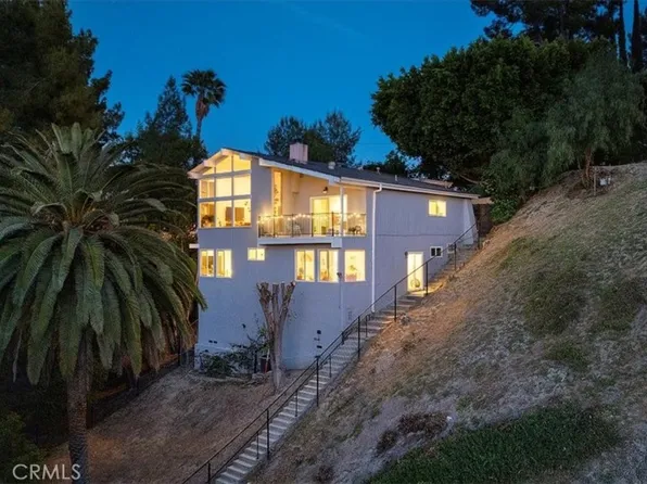 5291 Darro Rd, Woodland Hills, CA 91364