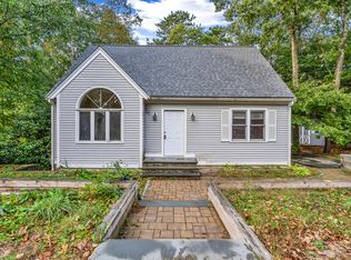 134 Algonquin Ave, Mashpee, MA 02649