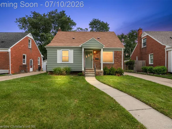 3022 N Blair Ave, Royal Oak, MI 48073