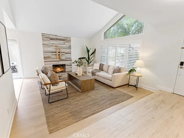 2713 S Glenarbor St, Santa Ana, CA 92704