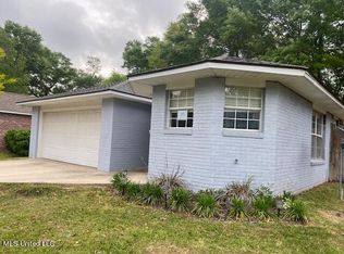 9810 Pokai Way, Diamondhead, MS 39525