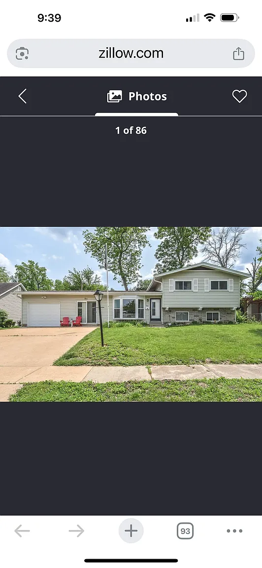 1 Trinity Ln photo 1
