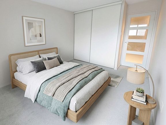 3rd image of 600 Grenfell Dr #312