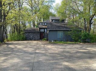 1230 Scenic Heights Dr, Wooster, OH 44691