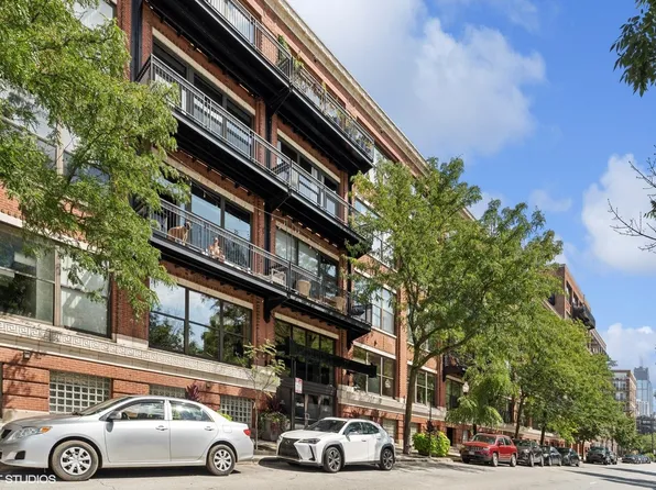1040 W Adams St Unit 422, Chicago, IL 60607
