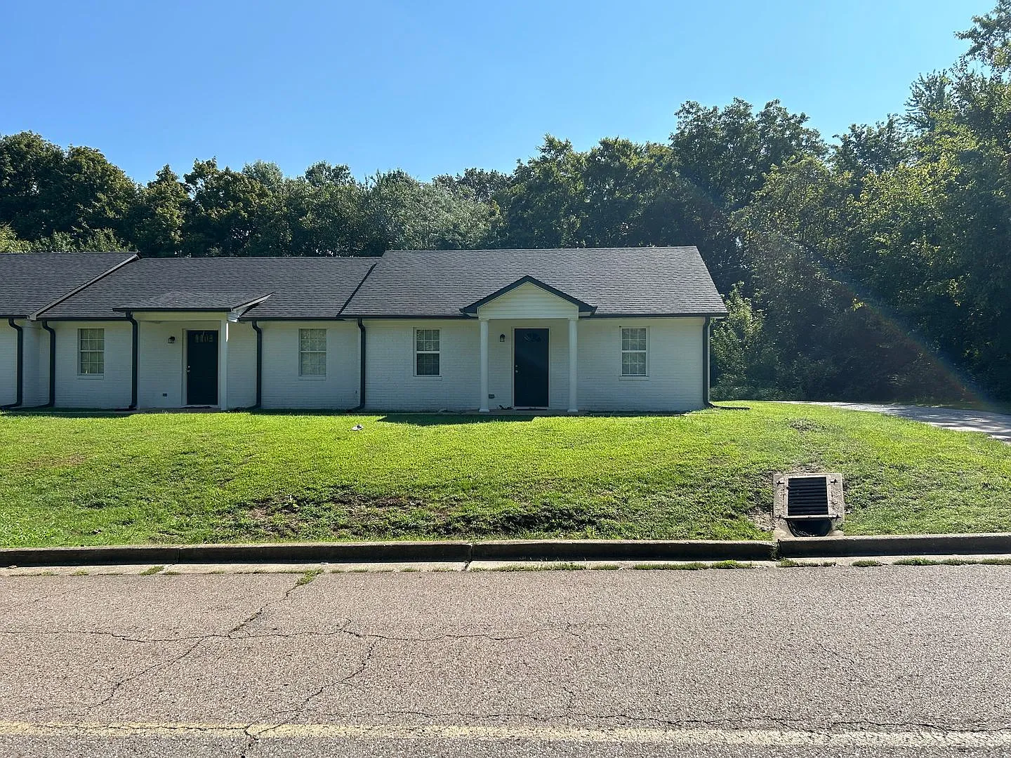 1160 South Washington Ave. — Photo 2