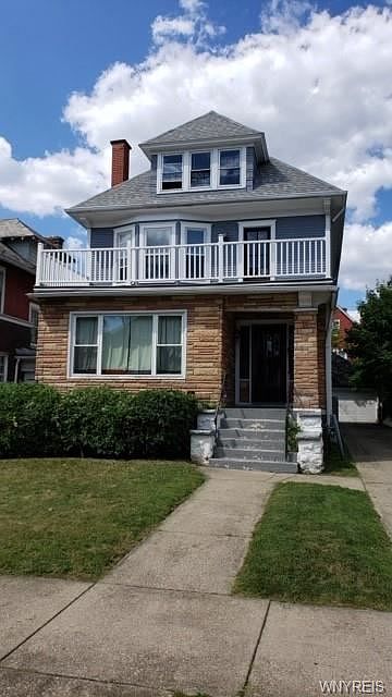 2nd image of 148 Hedley Pl