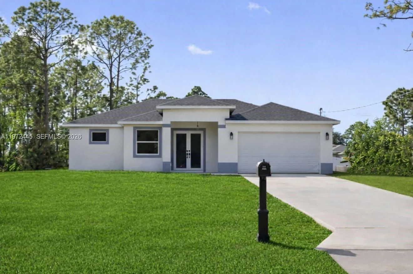 3 bed, 2.5 bath, 1638 sqft, $2,200 — Photo 1