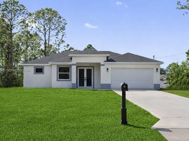 1923 Sunniland Blvd — Photo 1