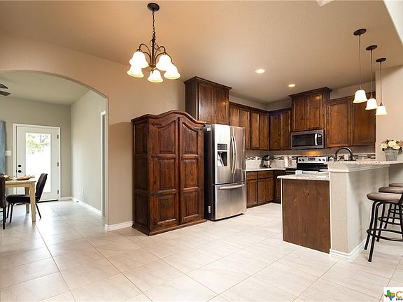 4th image of 1331 Fir Ln
