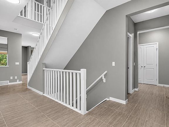 3rd image of 51 E Sage Bank Ct NW