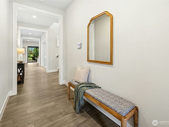 3rd image of 8784 NE Winslow Grove Court