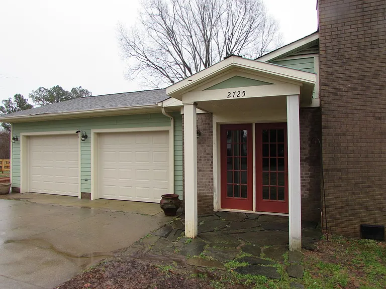 2725 Sloop Rd — Photo 14