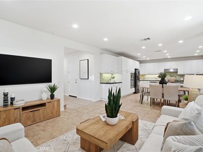 14799 Apricot Ln, Westminster, CA, 92683