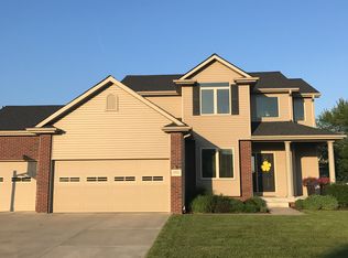 10450 N 151st St, Waverly, NE 68462