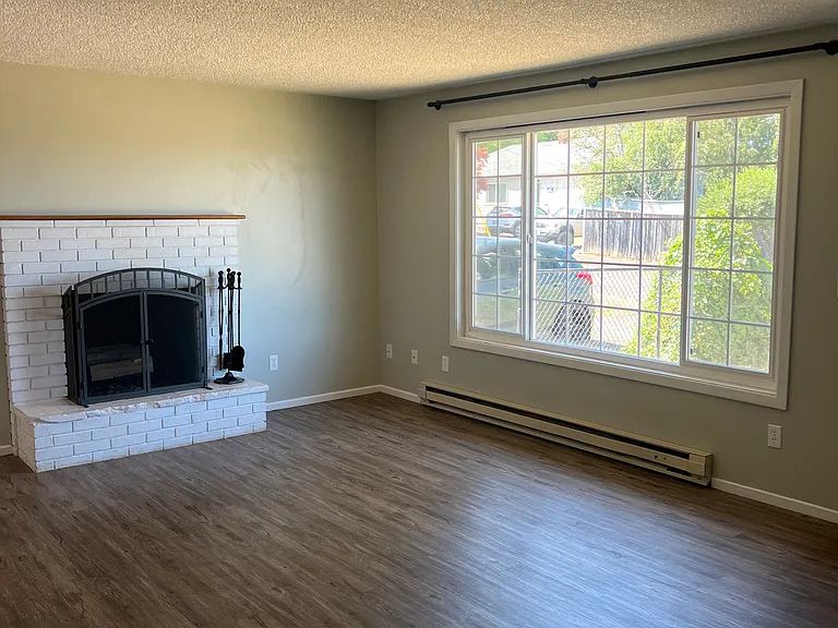 925 SW Birch St — Photo 7
