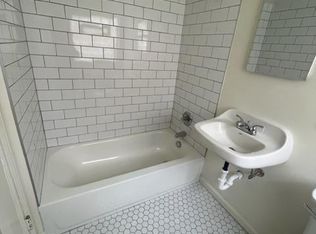 6423 Montgomery Rd APT 4, Cincinnati, OH 45213